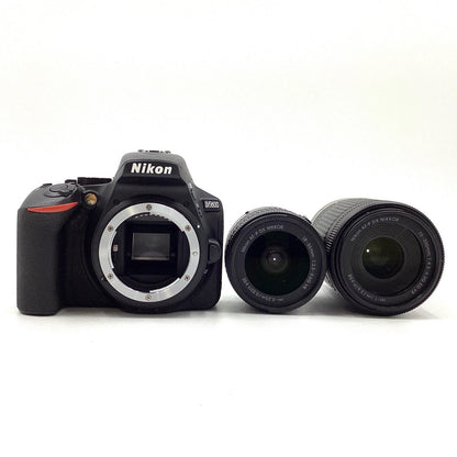 【全額返金保証】【最速発送】Nikon デジタル一眼 D5600 ダブルズームキット ブラック 美品 動作確認済