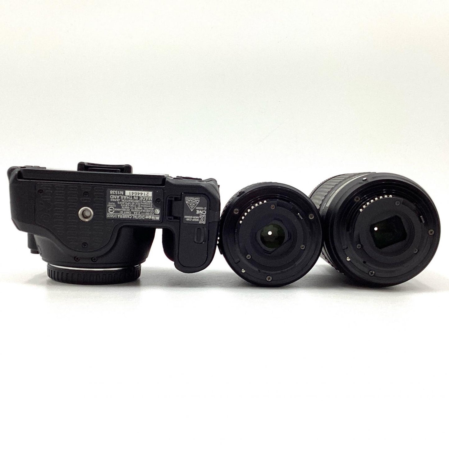 【全額返金保証】【最速発送】Nikon デジタル一眼 D5600 ダブルズームキット ブラック 美品 動作確認済