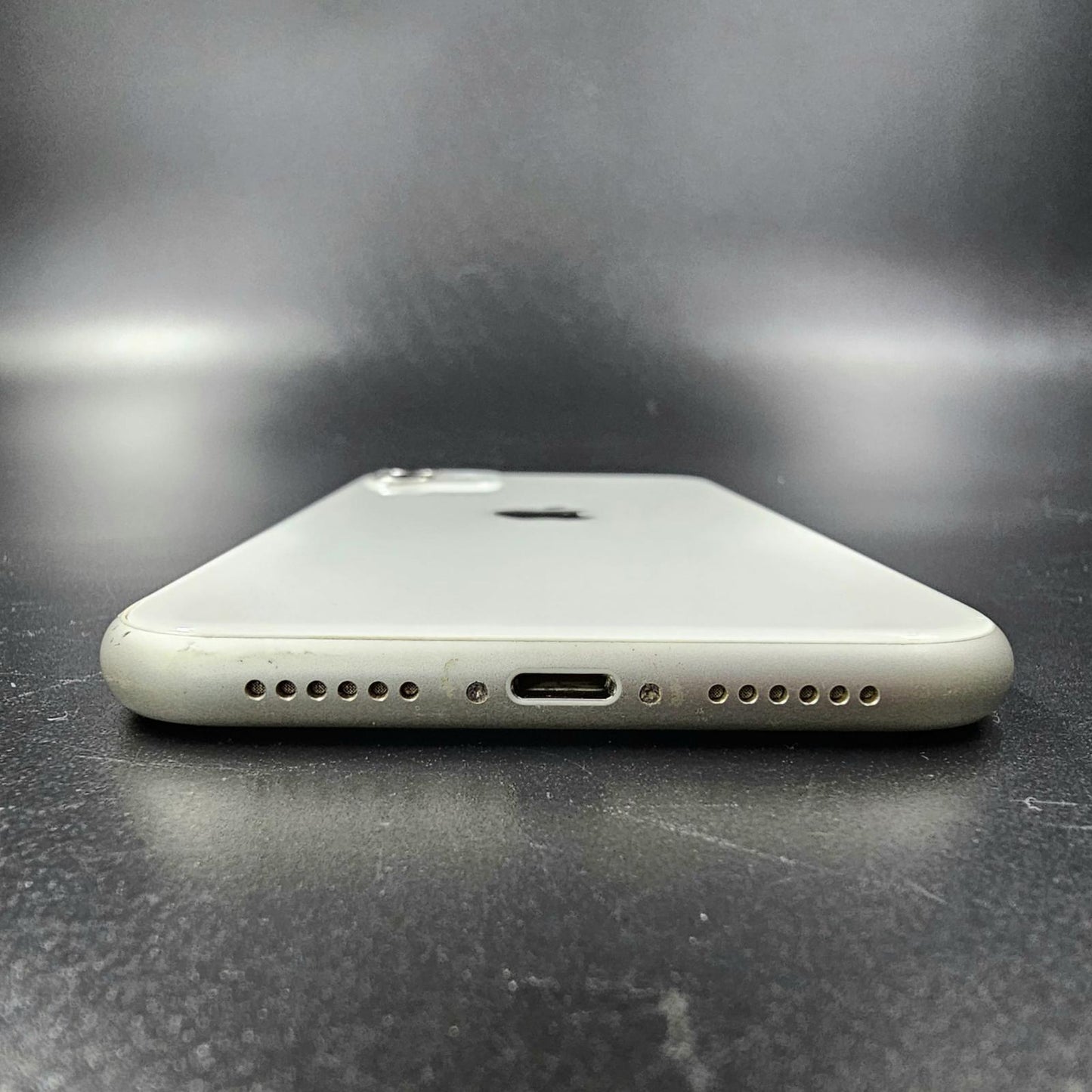 【全額返金保証】【最速発送】Apple iPhone iPhone 11 256GB ホワイト SIMフリー 動作確認済 73%