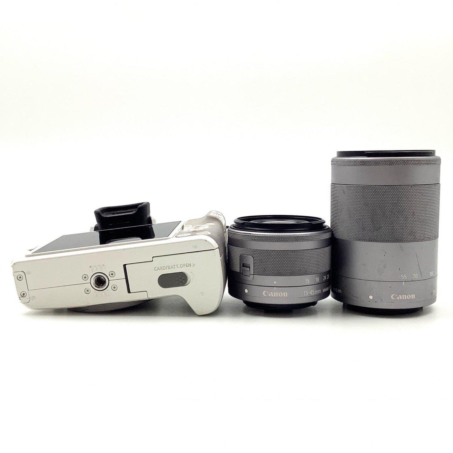 【全額返金保証】【最速発送】Canon デジタル一眼 EOS Kiss M2 ダブルズームキット ホワイト 動作確認済