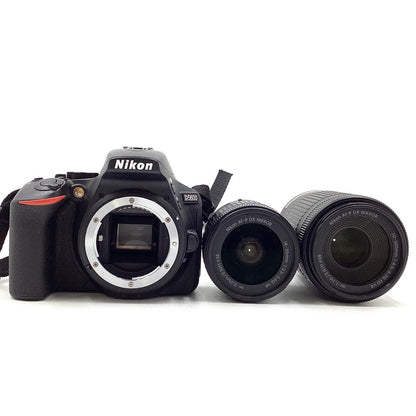 【全額返金保証】【最速発送】Nikon デジタル一眼 D5600 ダブルズームキット ブラック 美品 動作確認済