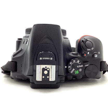 【全額返金保証】【最速発送】Nikon デジタル一眼 D5600 ダブルズームキット ブラック 美品 動作確認済
