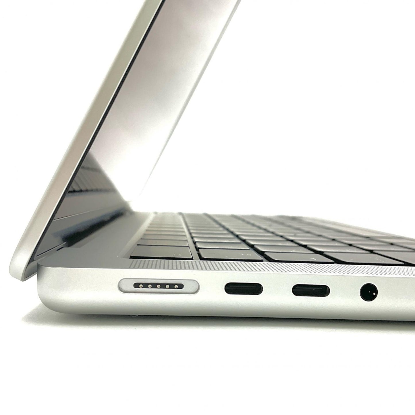【全額返金保証】【最速発送】Apple MacBook Pro 14.2インチ 2023 Apple M2 Pro 16GB SSD 1TB シルバー 100% 超美品 動作確認済