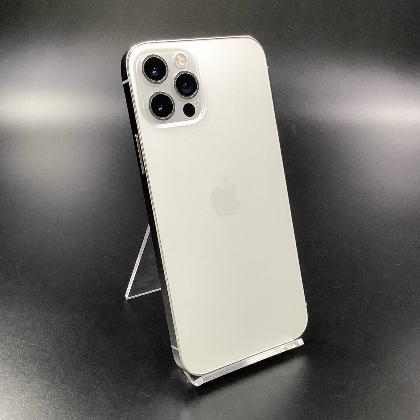 【最速発送】Apple iPhone iPhone 12 Pro 256GB シルバー au 白ロム【難有】 82%
