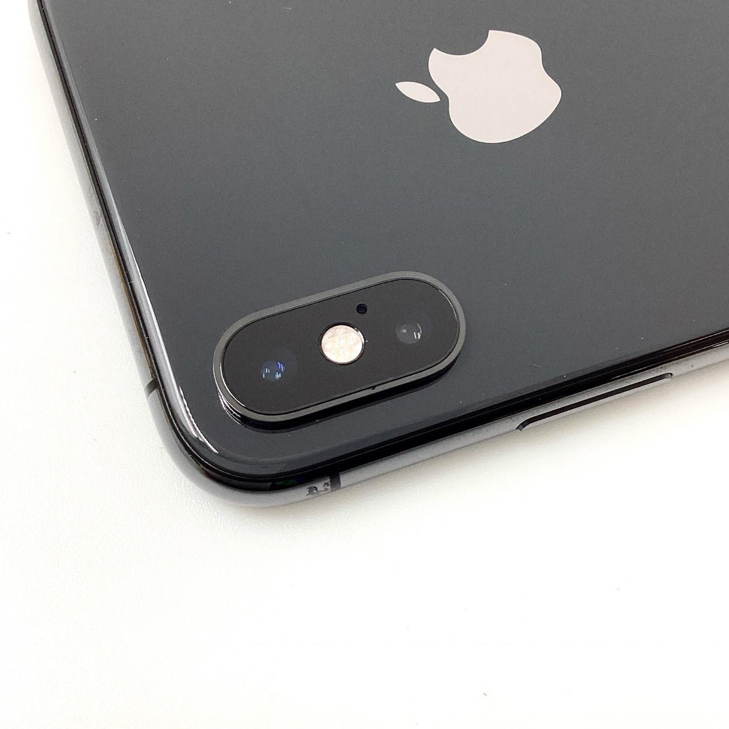 【全額返金保証】【最速発送】Apple iPhone iPhone XS 64GB スペースグレイ docomo 白ロム 動作確認済 74%