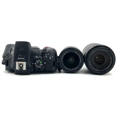 【全額返金保証】【最速発送】Nikon デジタル一眼 D5600 ダブルズームキット ブラック 美品 動作確認済
