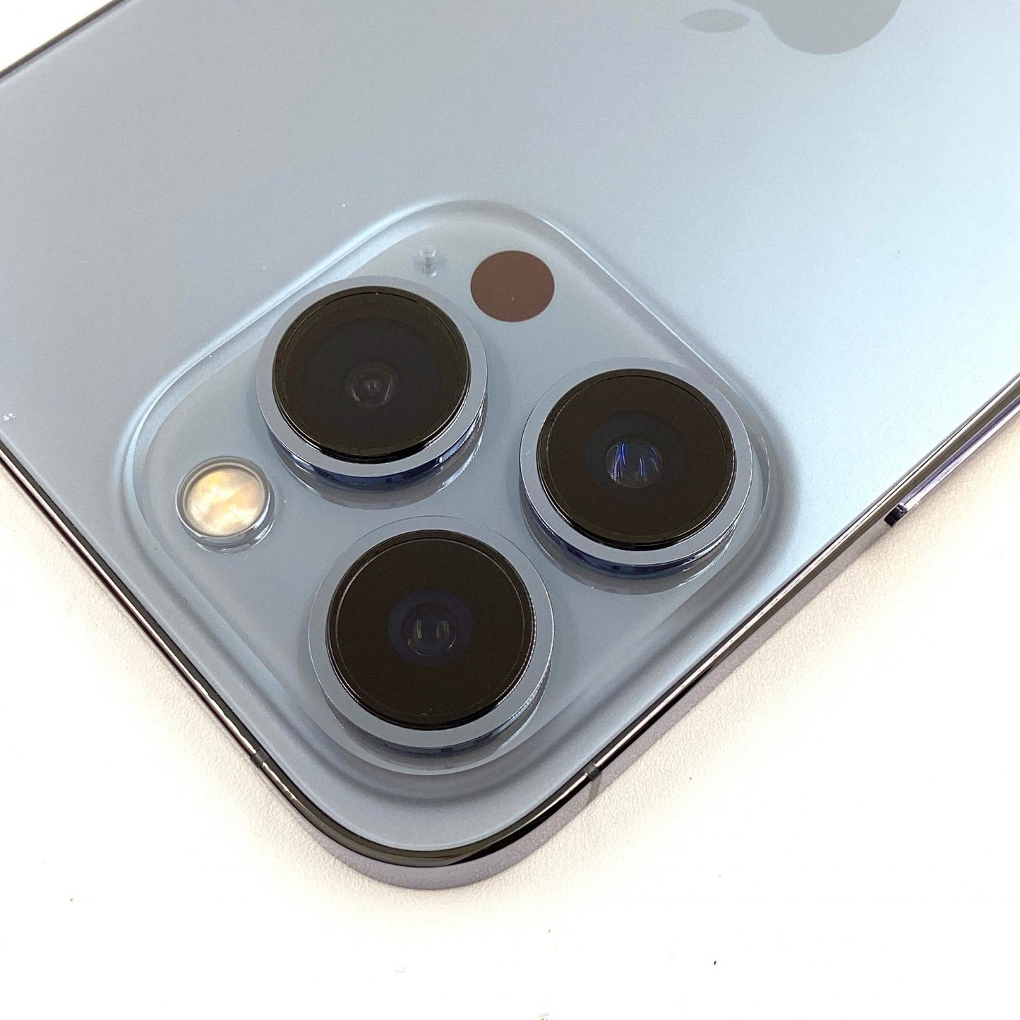 【全額返金保証】【最速発送】Apple iPhone iPhone 13 Pro 256GB シエラブルー au 白ロム 美品 動作確認済 85%
