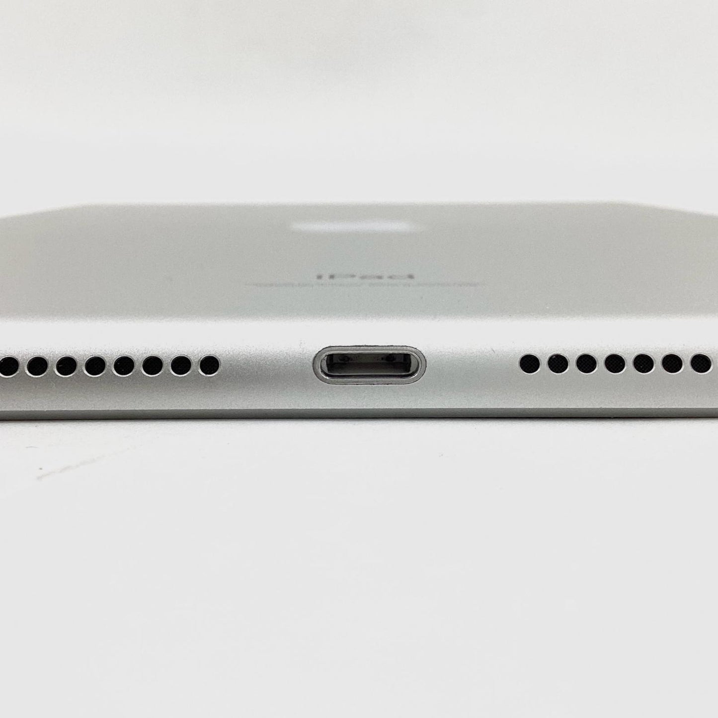 【全額返金保証】【最速発送】Apple iPad iPad 10.2インチ 第9世代 64GB シルバー Wi-Fi 動作確認済