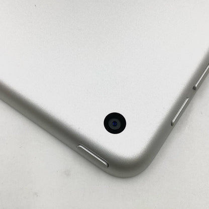 【全額返金保証】【最速発送】Apple iPad iPad 10.2インチ 第9世代 64GB シルバー Wi-Fi 動作確認済
