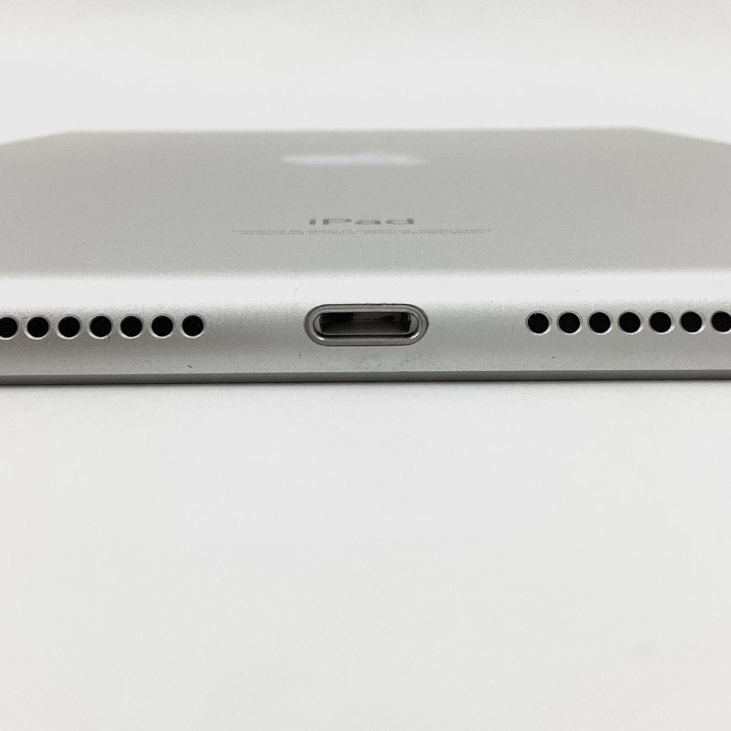 【全額返金保証】【最速発送】Apple iPad iPad 10.2インチ 第9世代 64GB シルバー Wi-Fi 動作確認済