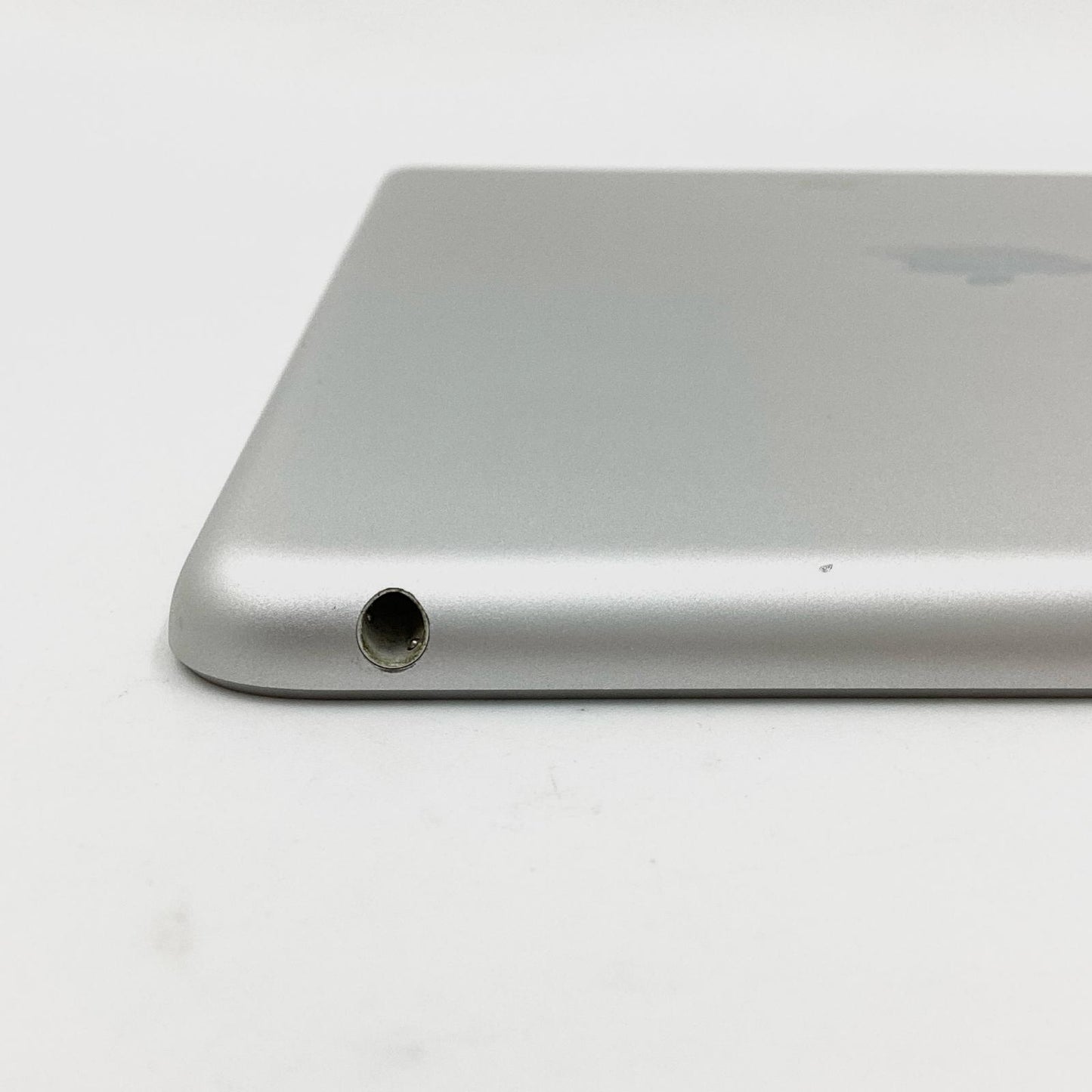 【全額返金保証】【最速発送】Apple iPad iPad 10.2インチ 第9世代 64GB シルバー Wi-Fi 動作確認済