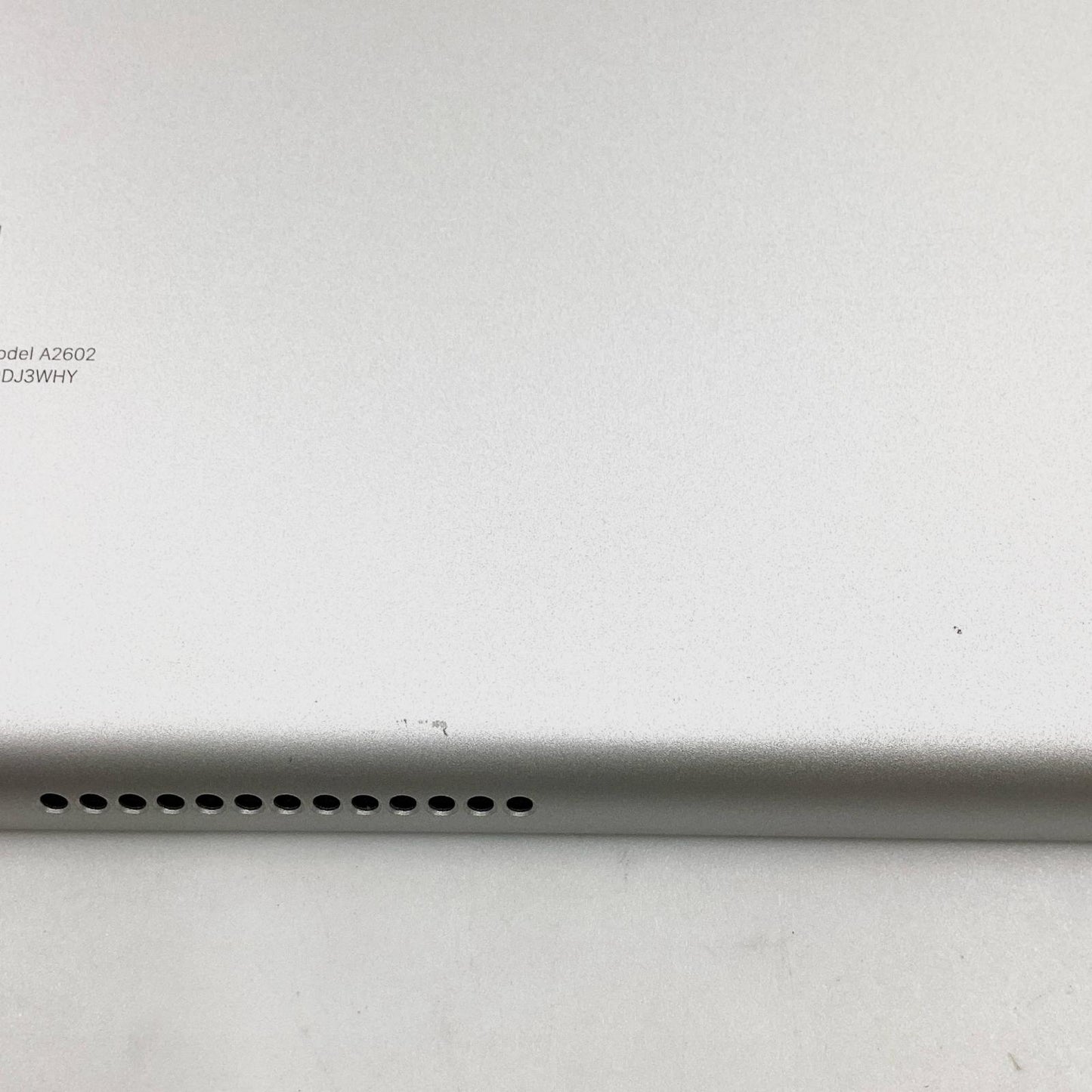【全額返金保証】【最速発送】Apple iPad iPad 10.2インチ 第9世代 64GB シルバー Wi-Fi 動作確認済