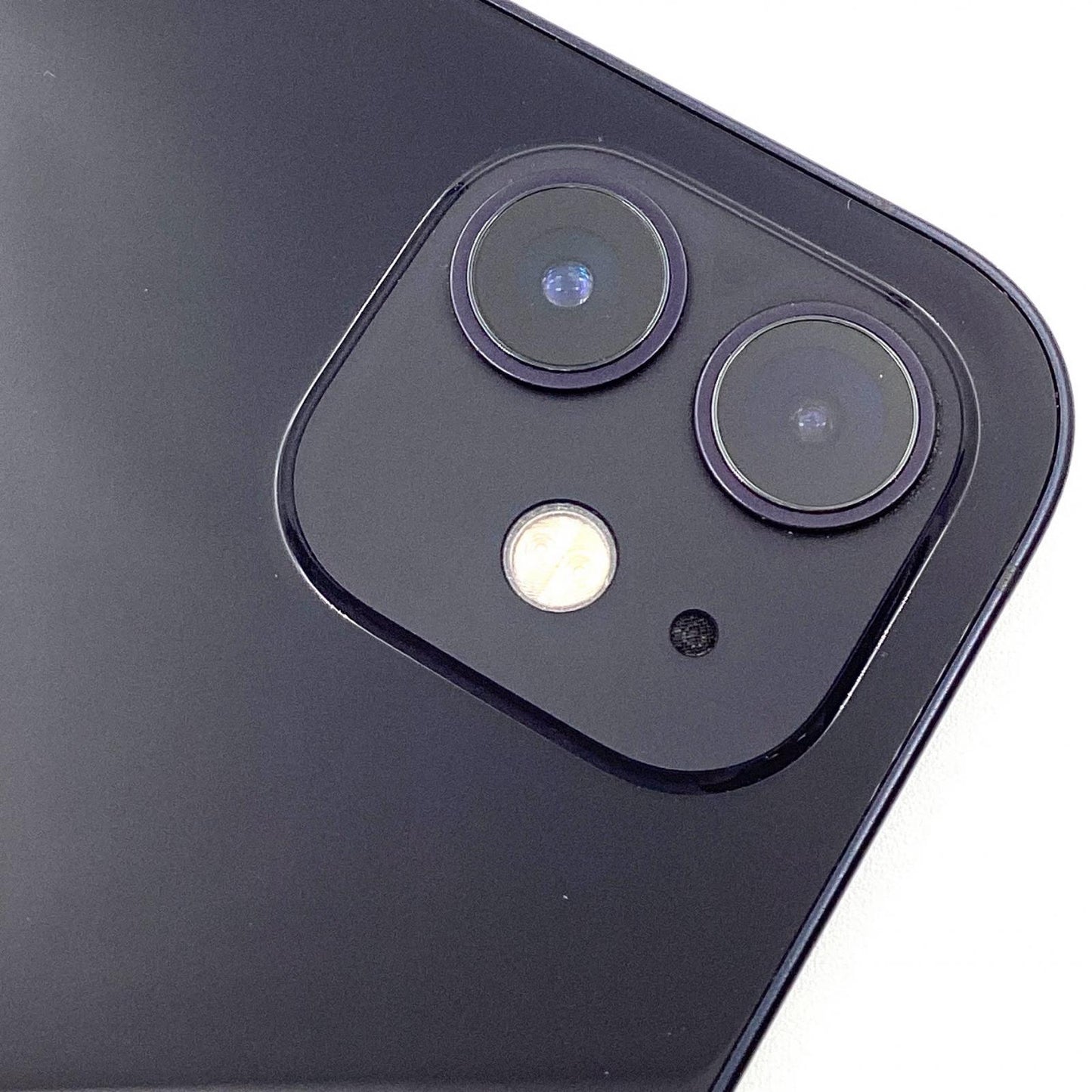 【全額返金保証】【最速発送】Apple iPhone iPhone 12 64GB ブラック docomo 白ロム 動作確認済 79%