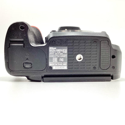 【全額返金保証】【最速発送】Nikon デジタル一眼 D750 ボディ ブラック 動作確認済