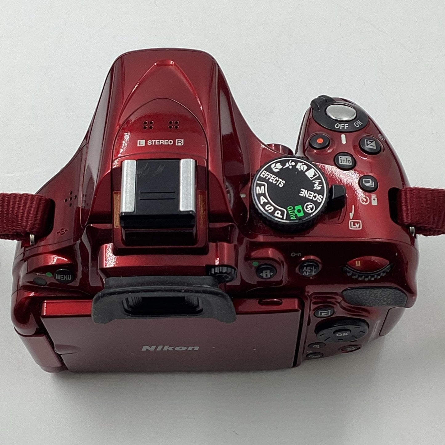 【全額返金保証】【最速発送】Nikon デジタル一眼 D5200 ボディ [レッド] レッド 動作確認済