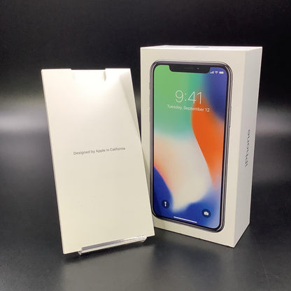 【最速発送】Apple iPhone iPhone X シルバー docomo 白ロム【難有】 73%