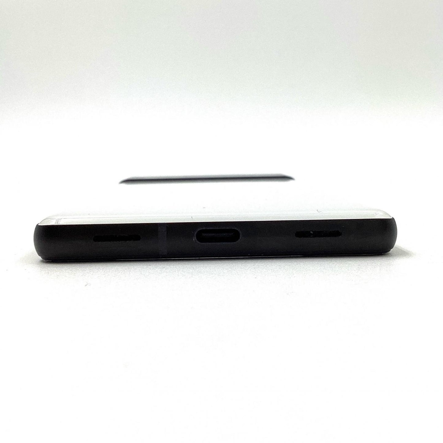 【全額返金保証】【最速発送】Google Pixel 6a 128GB Chalk au GB17L 白ロム 動作確認済
