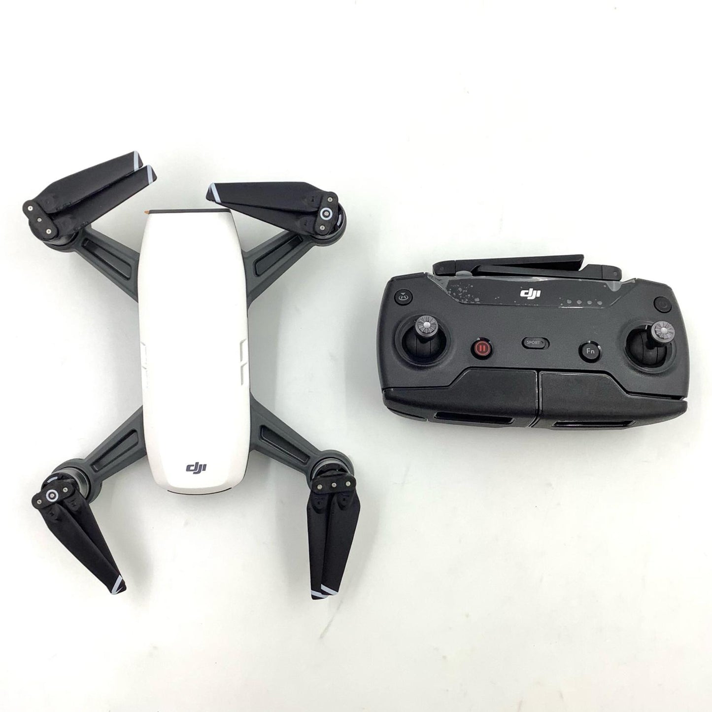 【全額返金保証】【最速発送】DJI Spark Fly Moreコンボ [アルペンホワイト] 美品 動作確認済