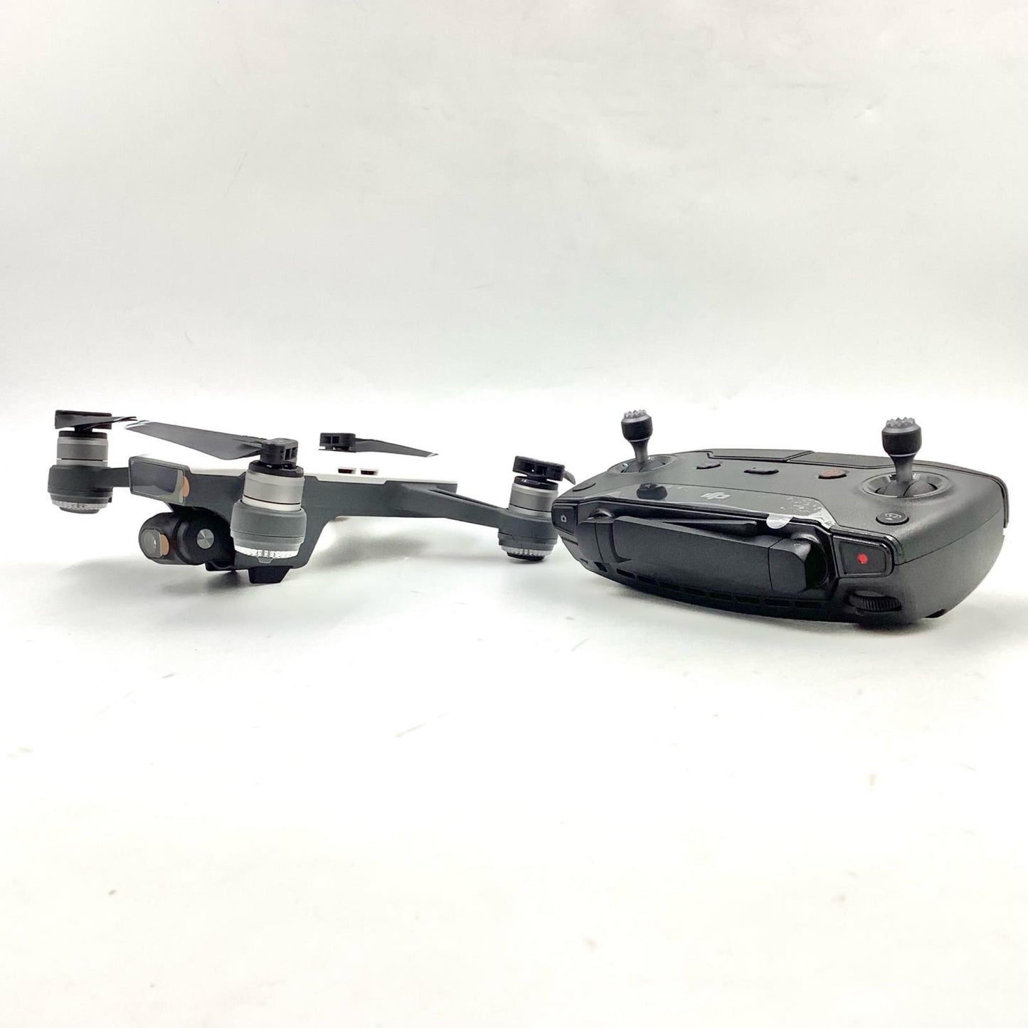【全額返金保証】【最速発送】DJI Spark Fly Moreコンボ [アルペンホワイト] 美品 動作確認済