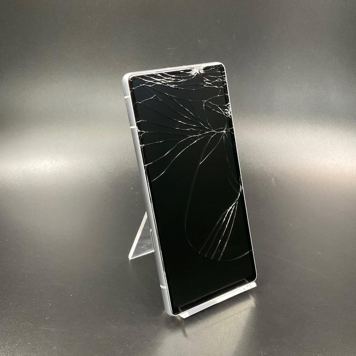 【最速発送】Google Pixel 7a 128GB Charcoral SIMフリー G82U8【難有】