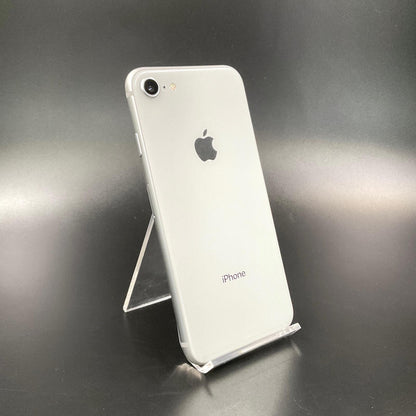 【全額返金保証】【最速発送】Apple iPhone iPhone 8 64GB シルバー au 白ロム 超美品 動作確認済 88%