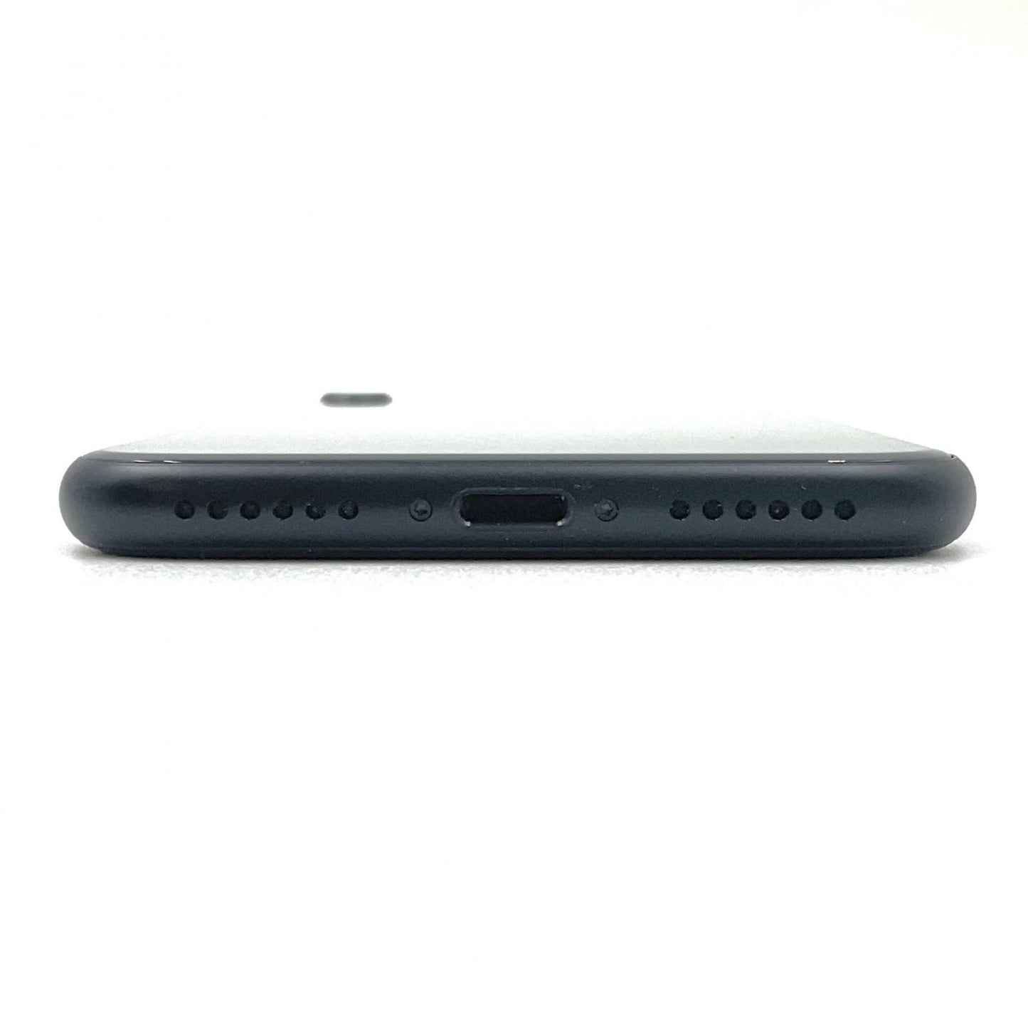 【全額返金保証】【最速発送】Apple iPhone iPhone SE（第2世代） 128GB ブラック SIMフリー 美品 動作確認済 79%