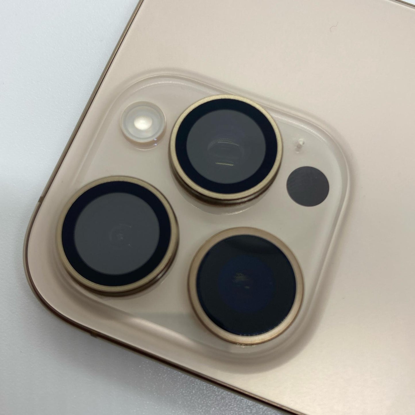 【全額返金保証】【最速発送】Apple iPhone iPhone 16 Pro 1TB デザートチタニウム SIMフリー 美品 動作確認済 100%