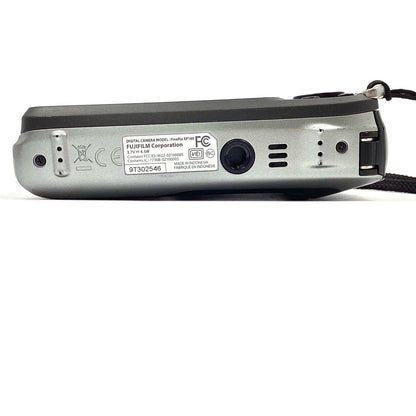 【全額返金保証】【最速発送】FUJIFILM コンパクトデジタルカメラ FinePix XP140[ダークシルバー] 動作確認済