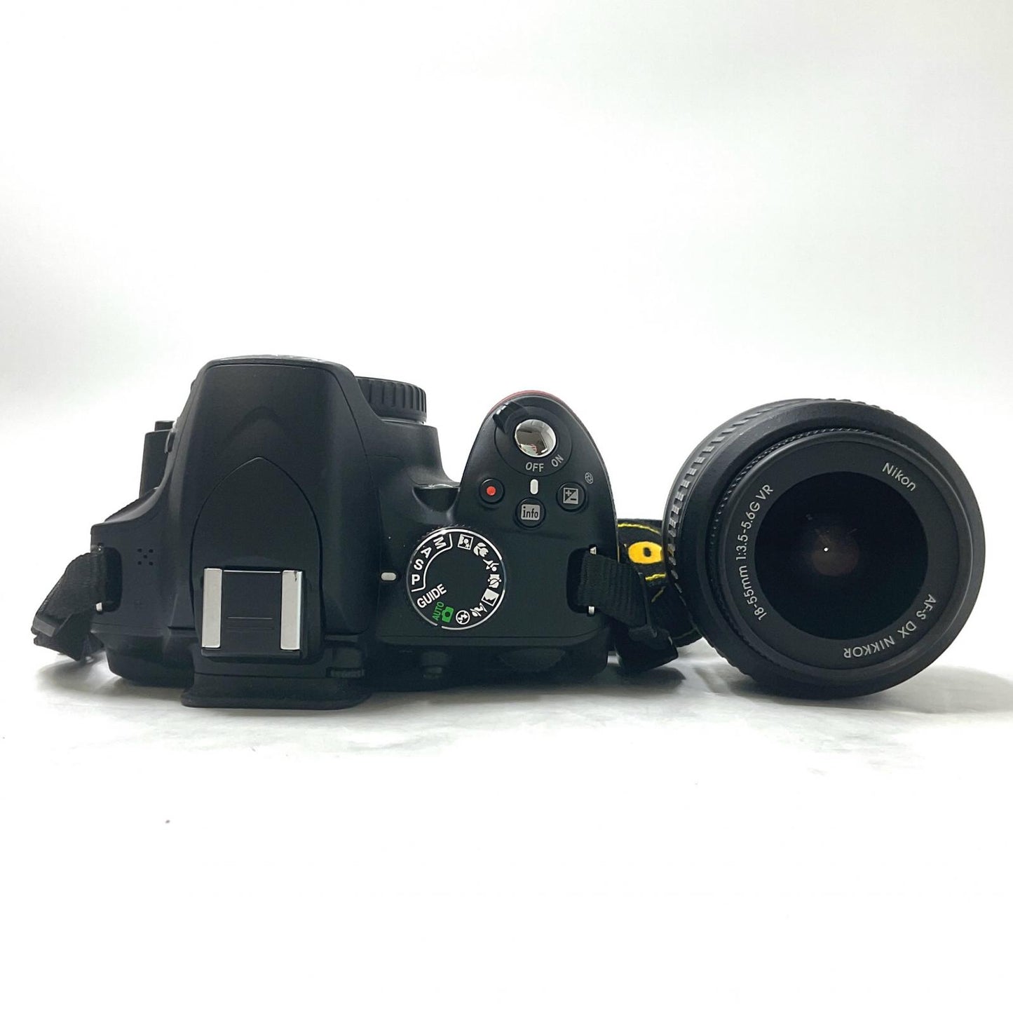 【全額返金保証】【最速発送】Nikon デジタル一眼 D3200 18-55 VR レンズキット ブラック 動作確認済