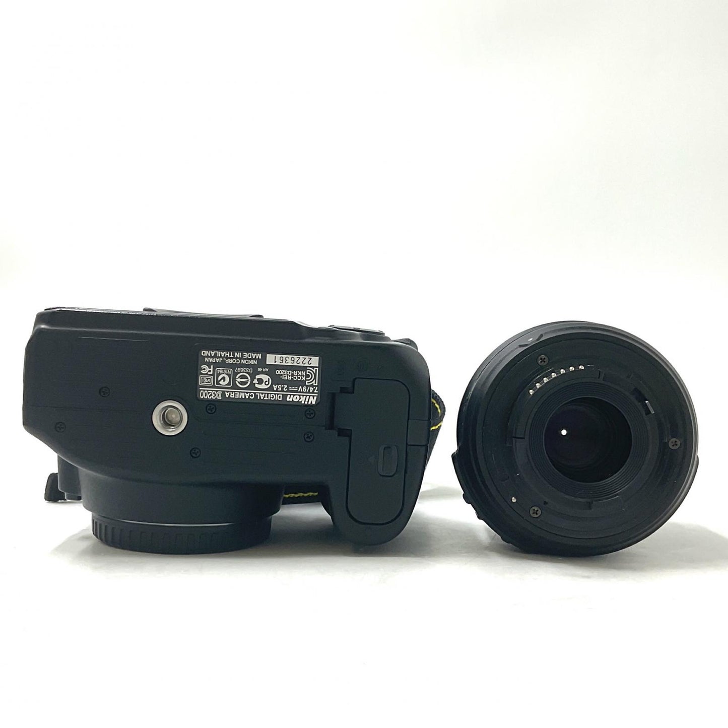 【全額返金保証】【最速発送】Nikon デジタル一眼 D3200 18-55 VR レンズキット ブラック 動作確認済