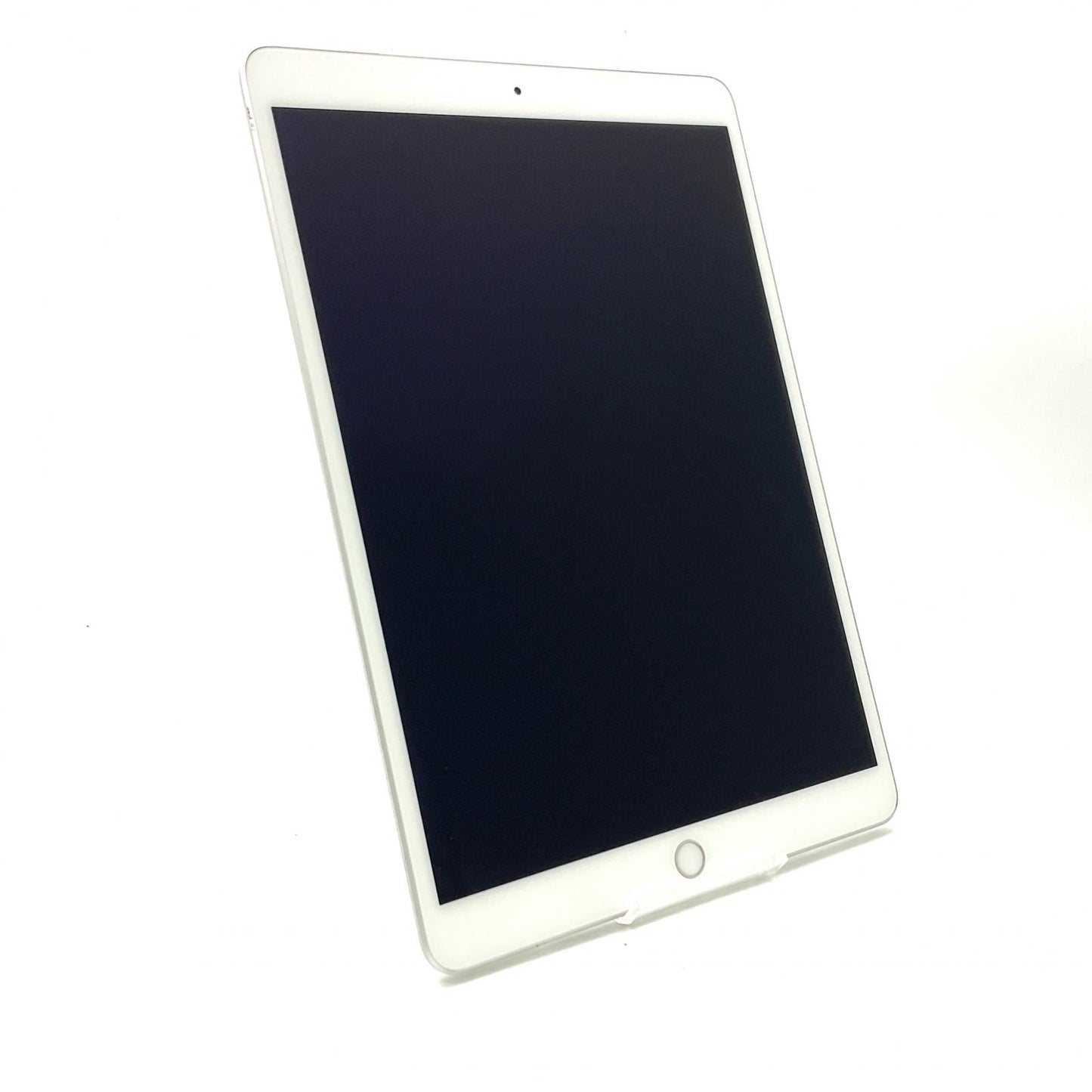 【全額返金保証】【最速発送】Apple iPad Air 10.5インチ 第3世代 64GB シルバー WiFi+Cellular docomo 白ロム 動作確認済