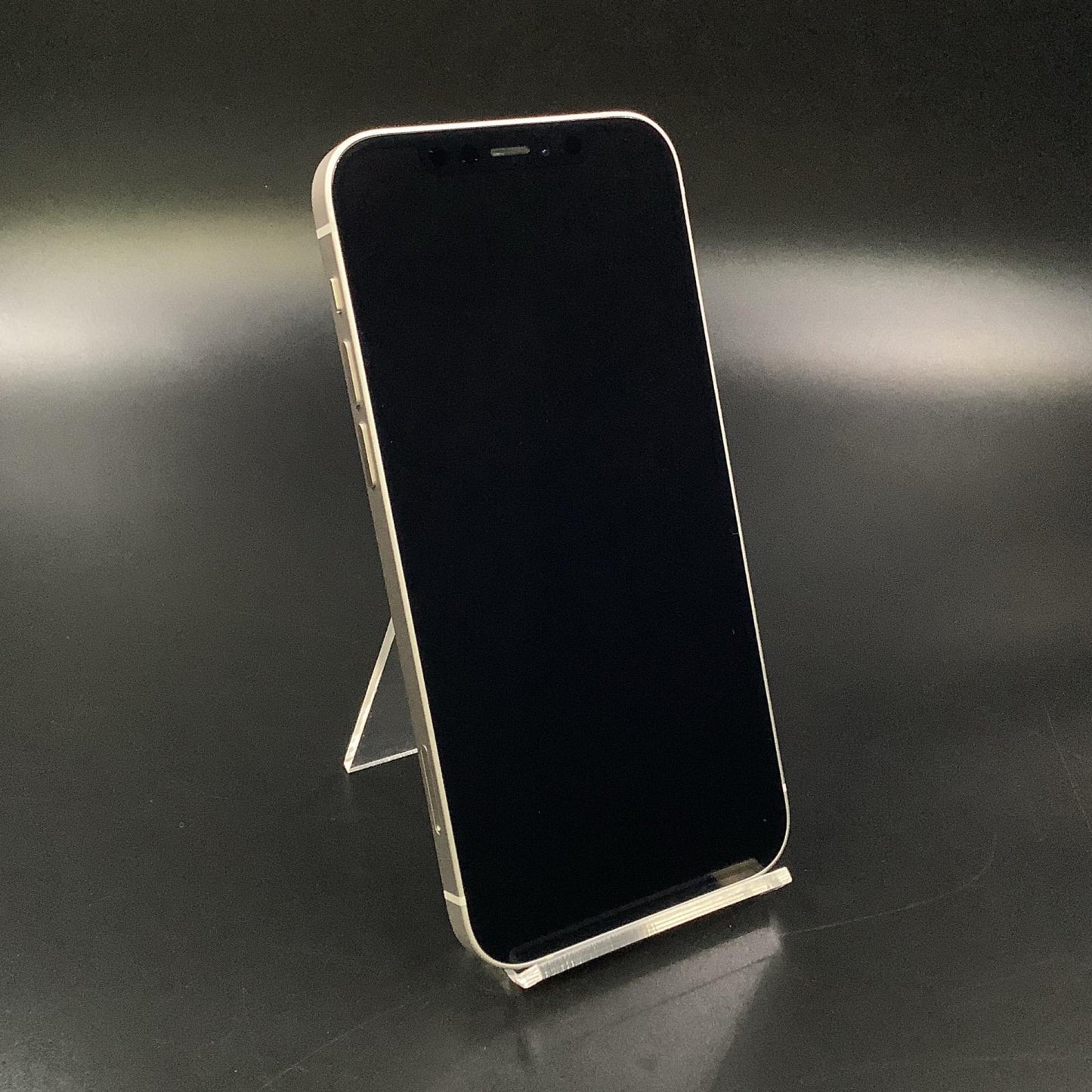 【全額返金保証】【最速発送】Apple iPhone iPhone 12 128GB ホワイト docomo 白ロム 動作確認済 77%