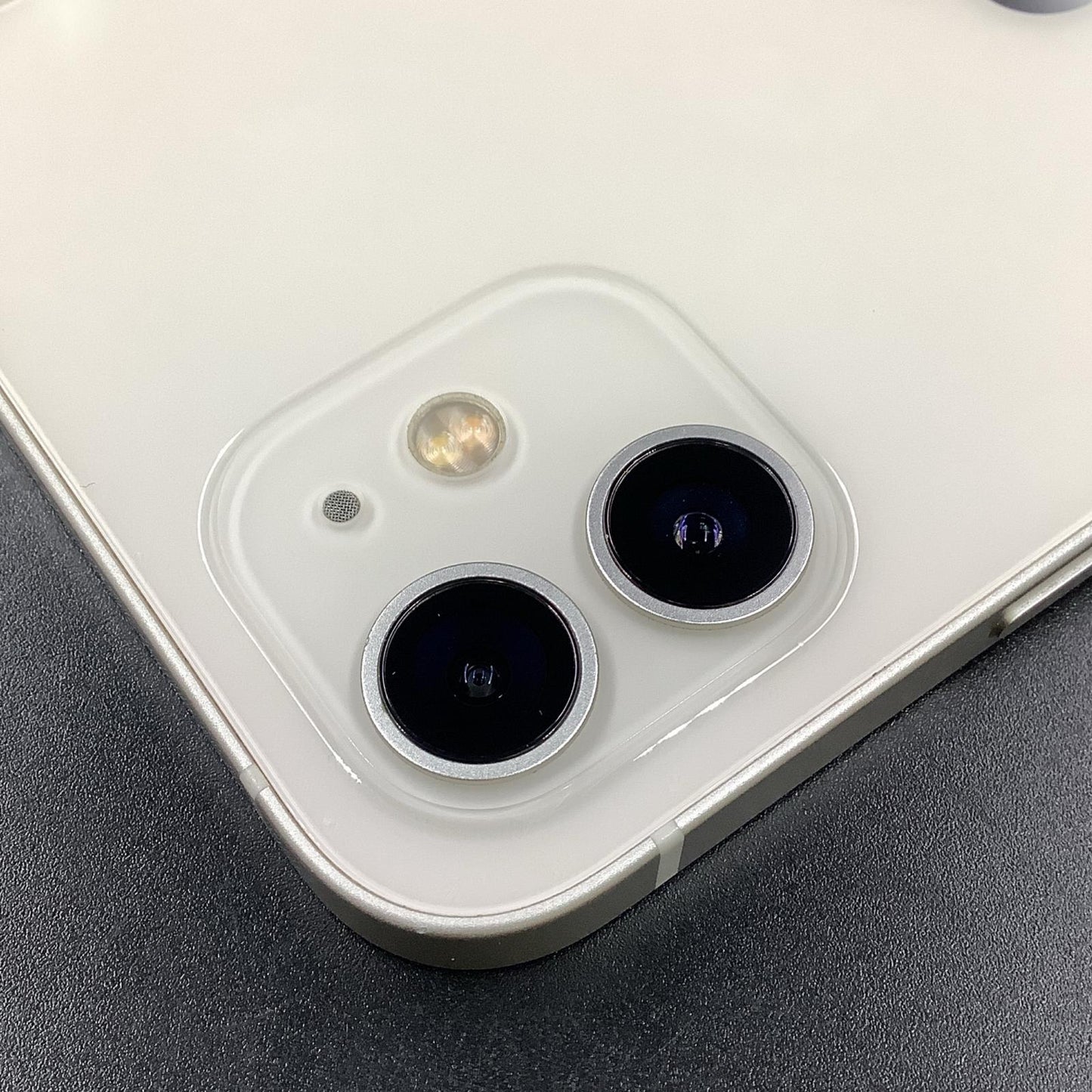 【全額返金保証】【最速発送】Apple iPhone iPhone 12 128GB ホワイト docomo 白ロム 動作確認済 77%