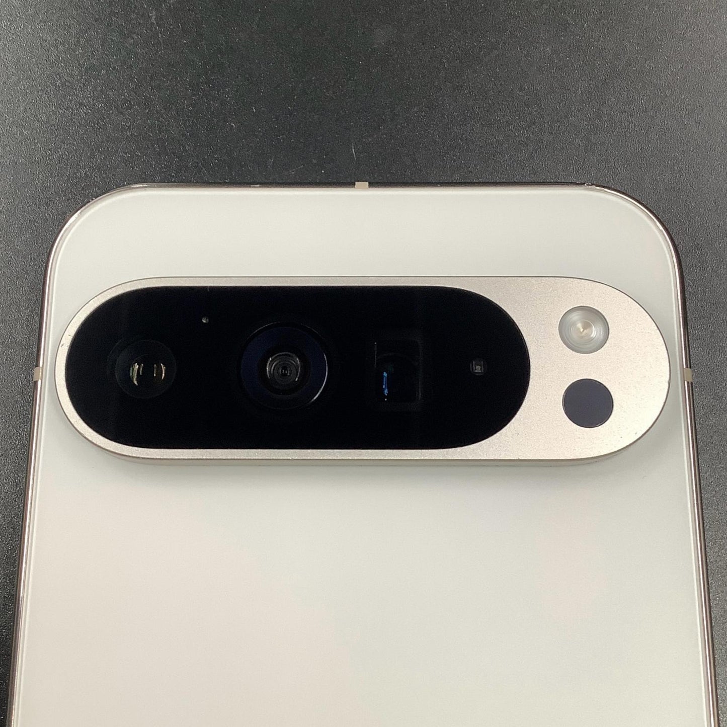 【全額返金保証】【最速発送】Google Pixel 9 PRO XL 128GB Porcelain Softbank 動作確認済