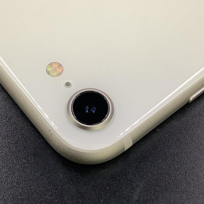 【全額返金保証】【最速発送】Apple iPhone iPhone SE（第3世代） 128GB スターライト docomo 白ロム 動作確認済 80%