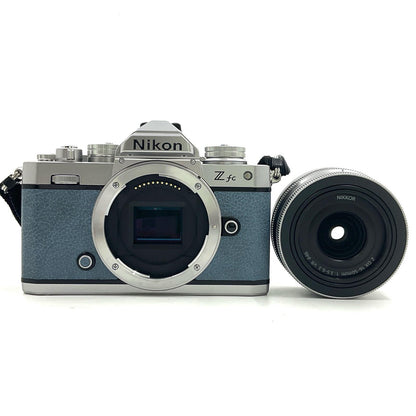【全額返金保証】【最速発送】Nikon デジタル一眼 Z fc 16-50 VR レンズキット ブルー シルバー 美品 動作確認済
