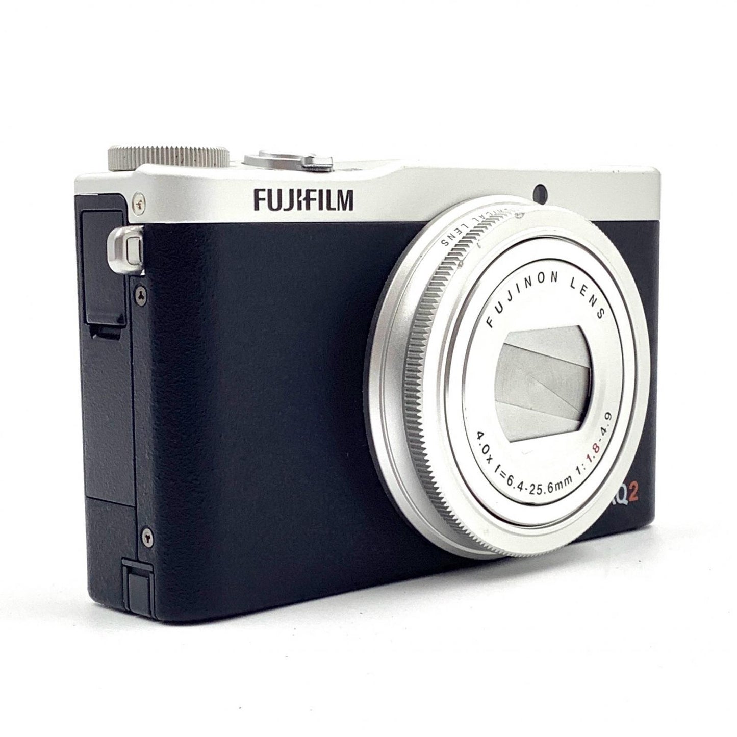 【全額返金保証】【最速発送】FUJIFILM コンパクトデジタルカメラ XQ2 シルバー 動作確認済