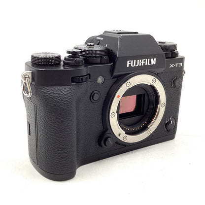 【全額返金保証】【最速発送】FUJIFILM デジタル一眼 X-T3 ボディ ブラック 美品 動作確認済