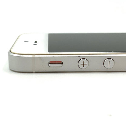 【全額返金保証】【最速発送】Apple iPhone iPhone SE 16GB シルバー au 白ロム 動作確認済 83%