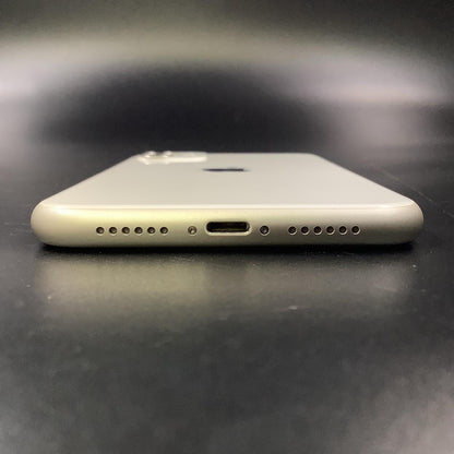 【全額返金保証】【最速発送】Apple iPhone iPhone 11 128GB ホワイト SIMフリー 美品 動作確認済 85%