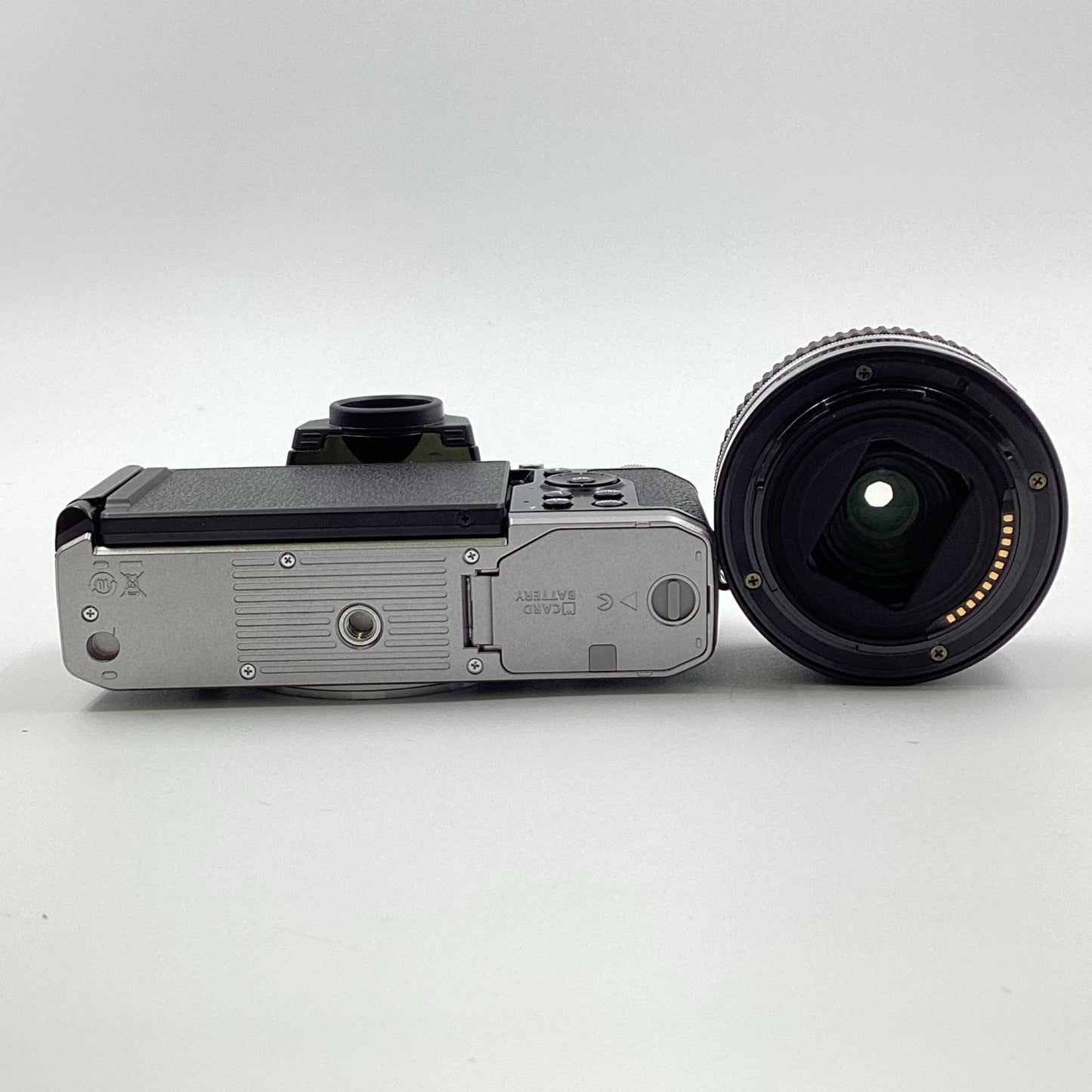 【全額返金保証】【最速発送】Nikon デジタル一眼 Z fc 28mm f/2.8 Special Edition キット [シルバー] シルバー 美品 動作確認済