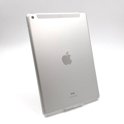 【全額返金保証】【最速発送】Apple iPad iPad 10.2インチ 第8世代 32GB シルバー WiFi+Cellular docomo 白ロム 美品 動作確認済