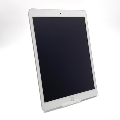【全額返金保証】【最速発送】Apple iPad iPad 10.2インチ 第8世代 32GB シルバー WiFi+Cellular docomo 白ロム 美品 動作確認済