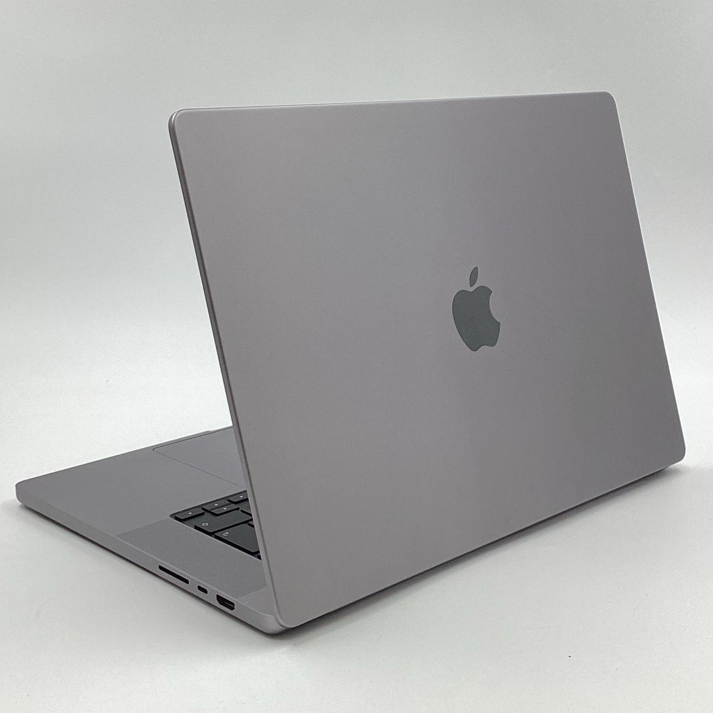 【全額返金保証】【最速発送】Apple MacBook Pro 16.2インチ 2023 Apple M2 Pro 16GB SSD 512GB スペースグレイ 100% 美品 動作確認済
