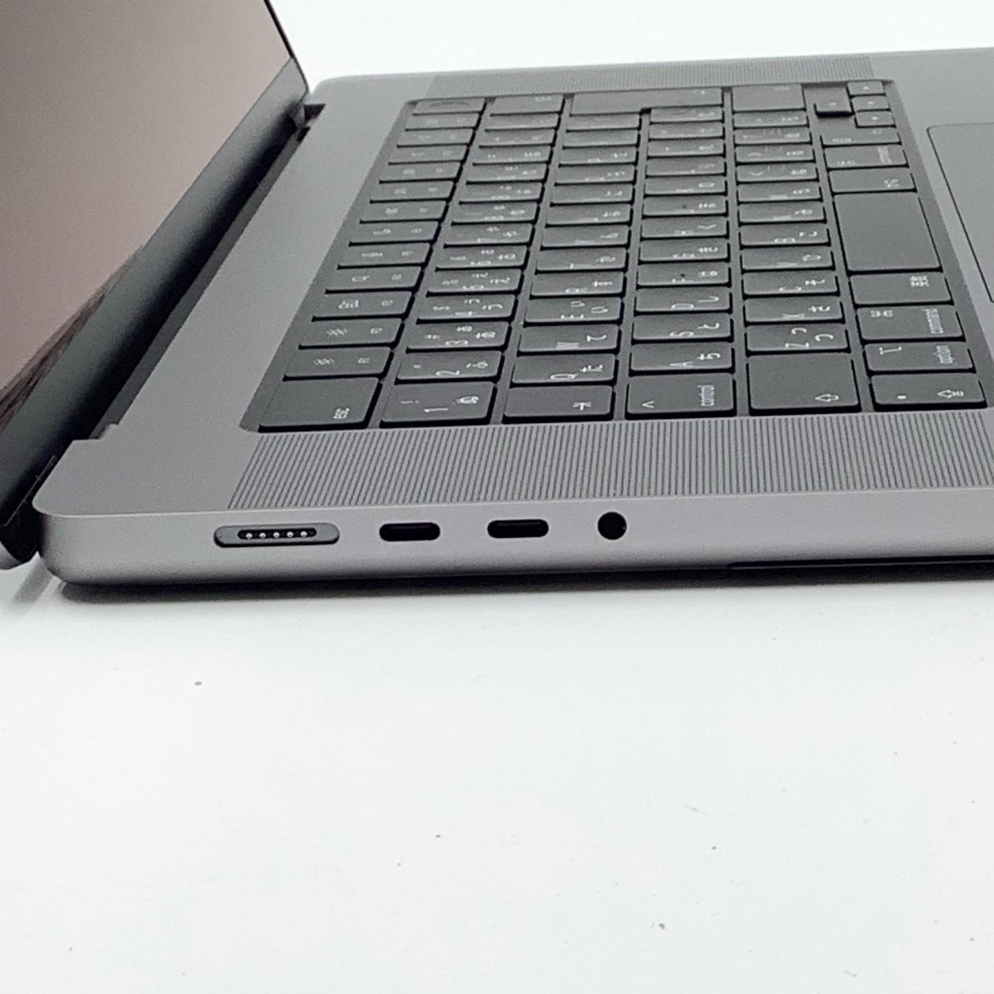 【全額返金保証】【最速発送】Apple MacBook Pro 16.2インチ 2023 Apple M2 Pro 16GB SSD 512GB スペースグレイ 100% 美品 動作確認済