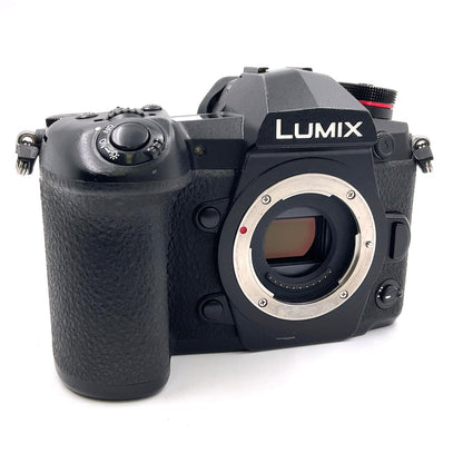 【全額返金保証】【最速発送】Panasonic デジタル一眼 LUMIX DC-G9 ボディ ブラック 動作確認済