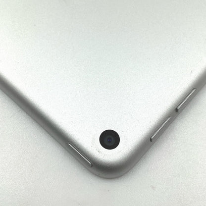 【全額返金保証】【最速発送】Apple iPad Air 10.5インチ 第3世代 64GB シルバー Wi-Fi 動作確認済