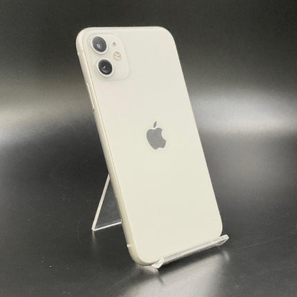 【全額返金保証】【最速発送】Apple iPhone iPhone 11 128GB ホワイト docomo 白ロム 動作確認済 77%