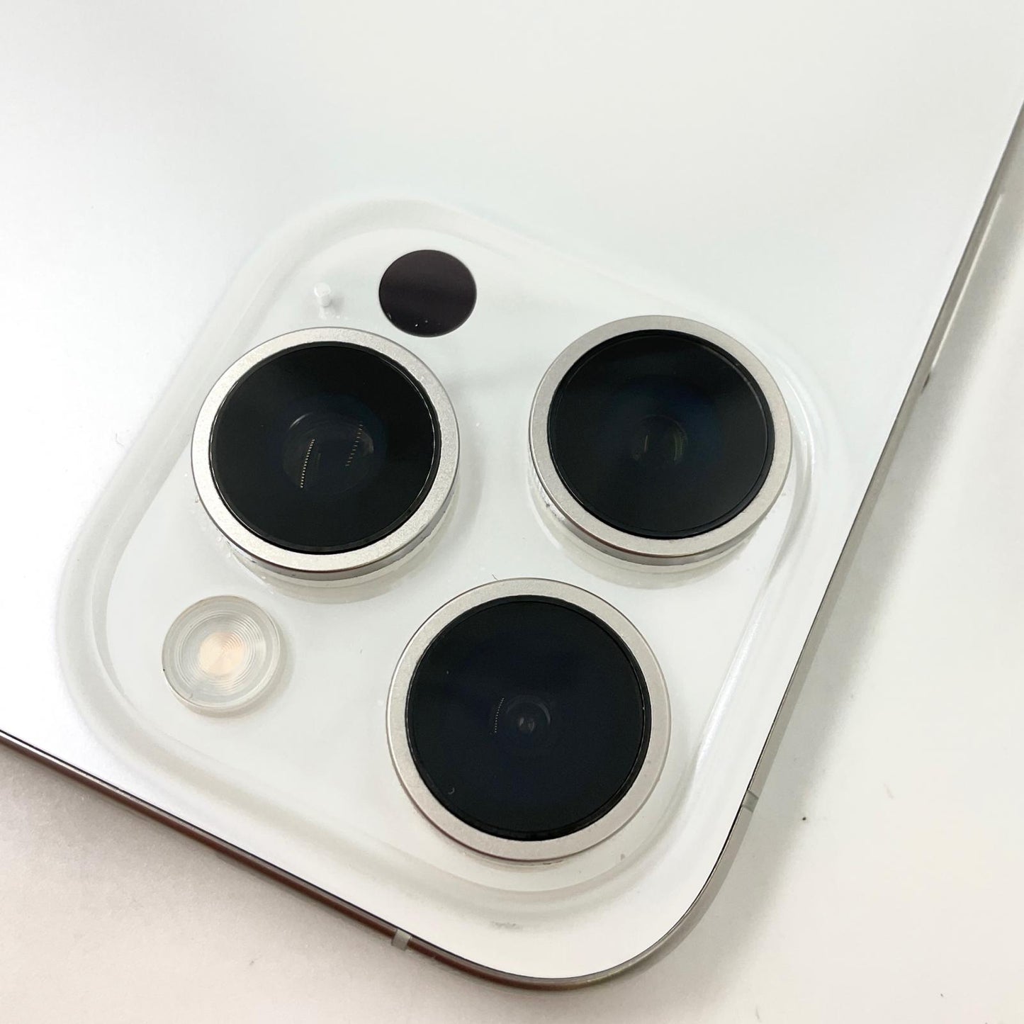【全額返金保証】【最速発送】Apple iPhone iPhone 15 Pro Max 256GB ナチュラルチタニウム SIMフリー 超美品 動作確認済 96%