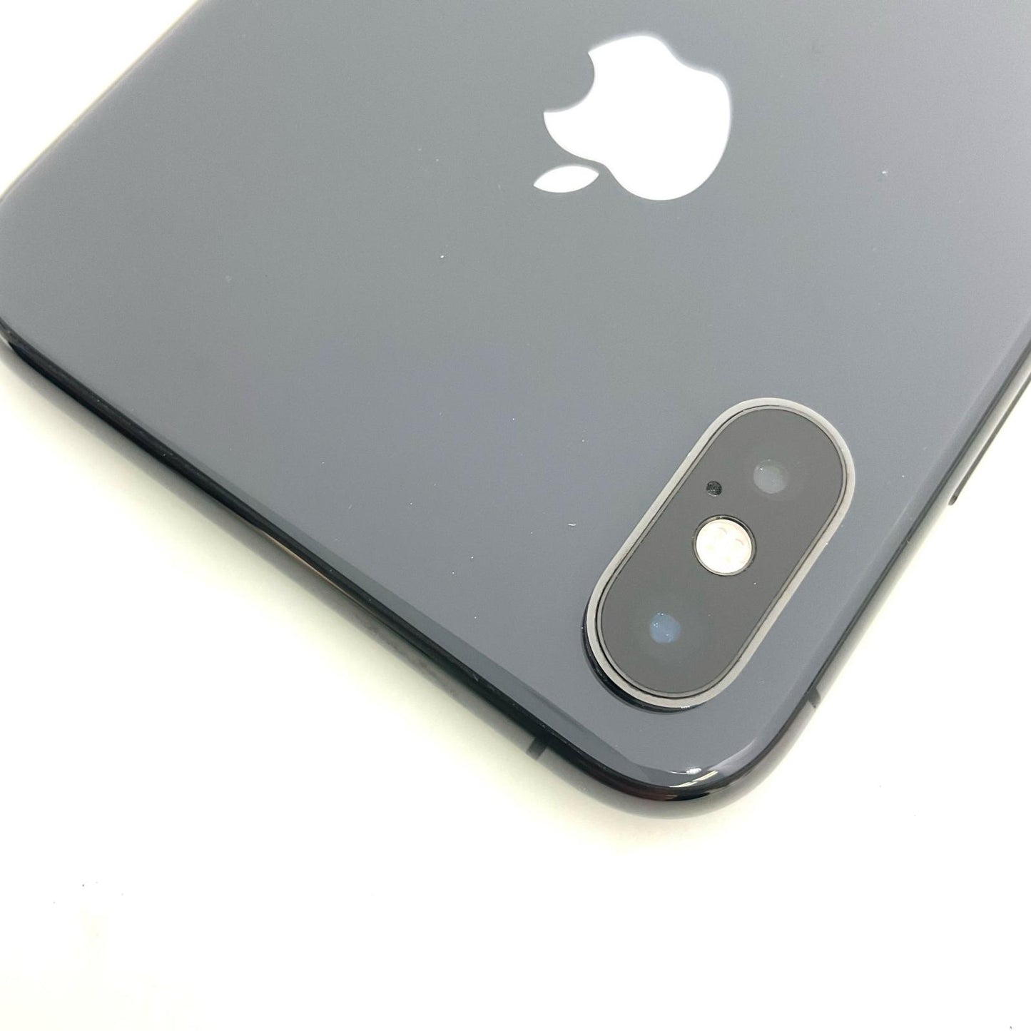 【全額返金保証】【最速発送】Apple iPhone iPhone XS 256GB スペースグレイ docomo 白ロム 動作確認済 82%